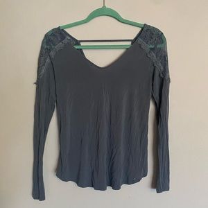 Brand American Eagle. Color blue. Size small